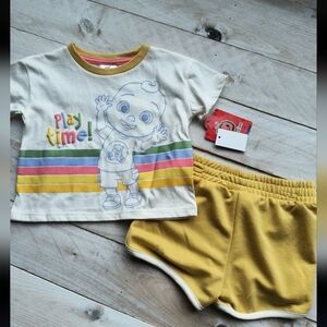 CoComelon Toddler Girl Graphic Tshirt And Shorts Set 2 Piece NWT Size 2T